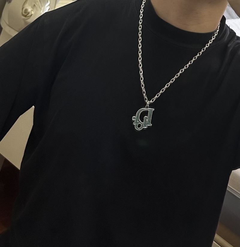 chr1st1an D10r necklaces